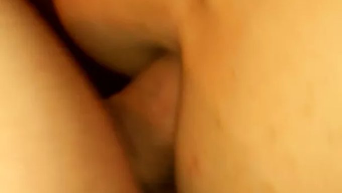 La Pom-Pom Girl Charlotte Se Fait Remplir Les Trous Avec Une Grosse Bite Dans Une Vidéo Chaude