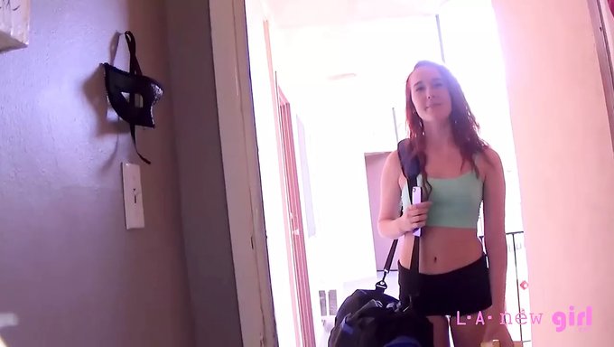 Une Fille Amateur De 18 Ans Se Fait Jeter Après Une Séance Photo Chaude
