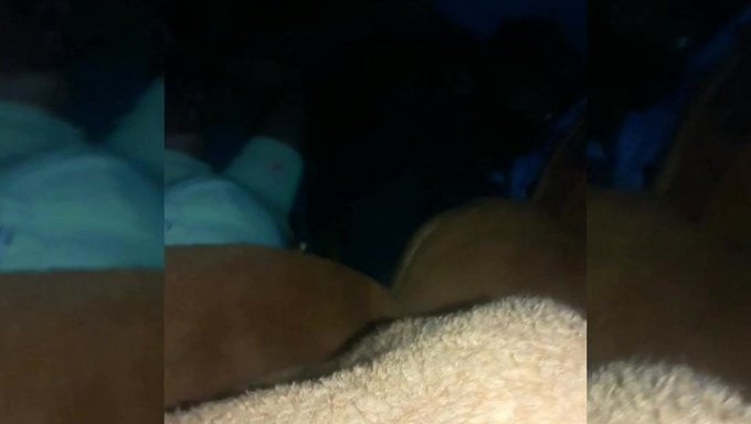 Une Bhabhi Mature En Cowgirl Chevauche Et Se Fait Couvrir De Sperme