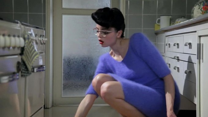 Précieuse: Une Approche Modeste Pour Le Divertissement Pour Adultes