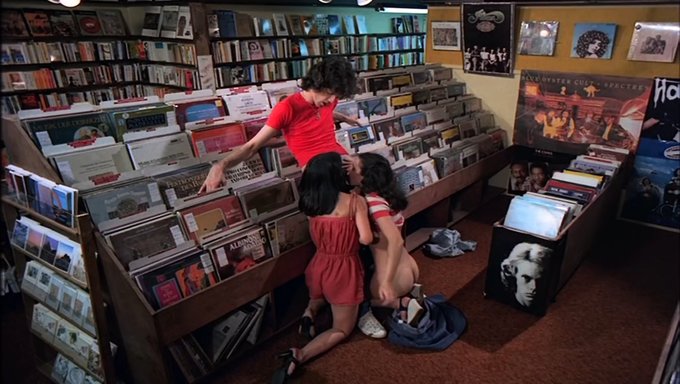 Paramètre Vintage Du Magasin De Disques Pour Un Trio Classique