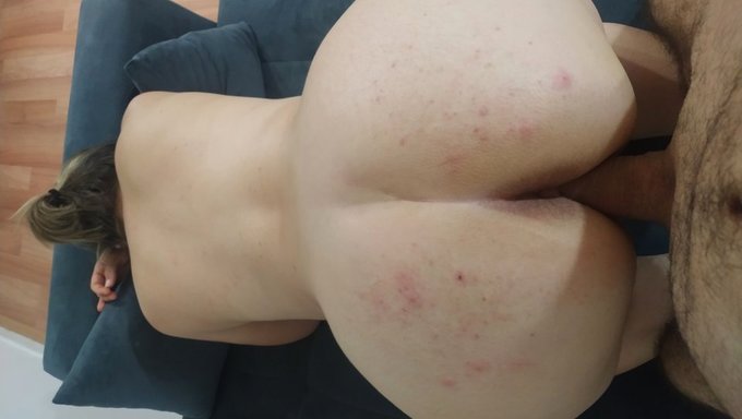 Regardez Cette Femme Excitée Se Faire Baiser Par Son Amant