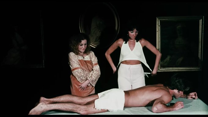 Découvrez L'Ultime Plaisir Rétro Avec Cette Vidéo Porno Classique
