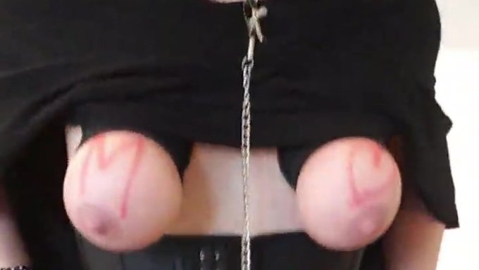 Robe Bdsm Tentante Sur Le Lieu De Travail