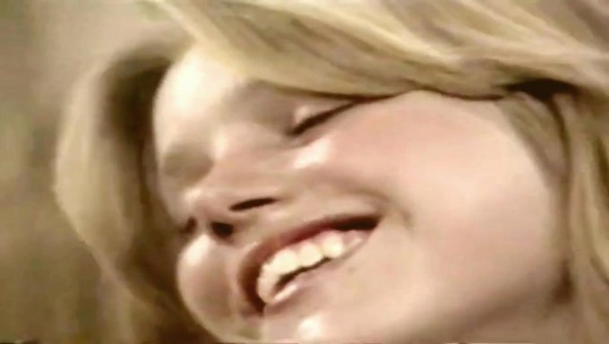 Sextsunami 114: Une Vague De Contenu Sexuel