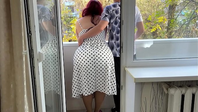Le Vent Fort A Gelé La Belle-Mère, Et Le Beau-Fils L’a Sauvée.