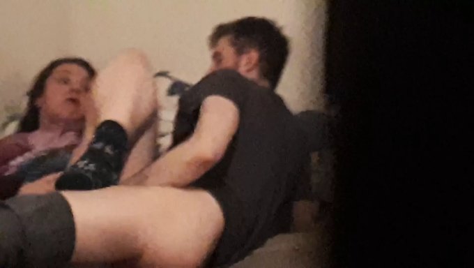 La Rencontre Chaude D'Un Couple Infidèle Dans Une Vidéo Hd
