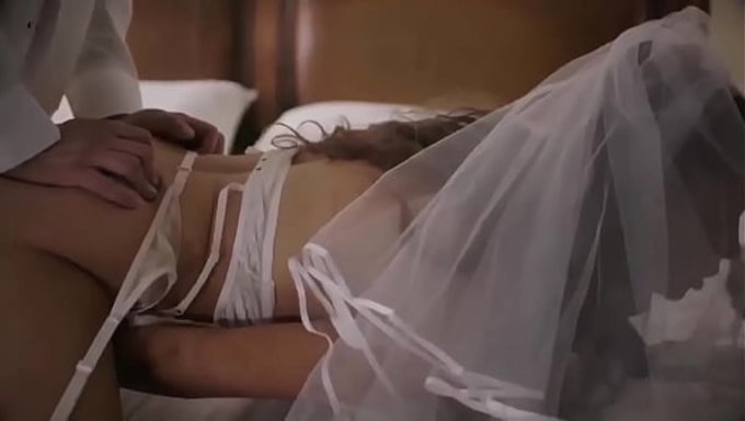 Session Chaude Et Torride D'Un Couple Nouvellement Marié.
