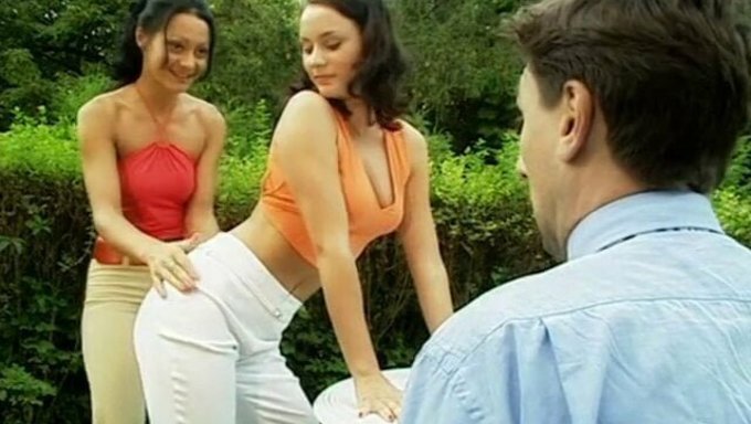 La Réalité Privée D'Eva Ptakova Dévoilée Dans La Vidéo 4